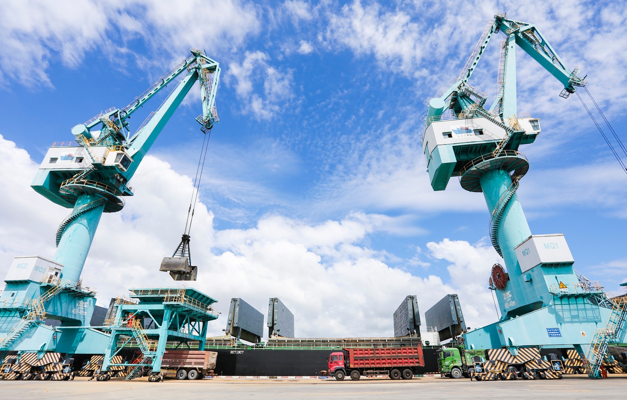浙江温州港口岸乐清湾港区正式对国际航行船舶开放